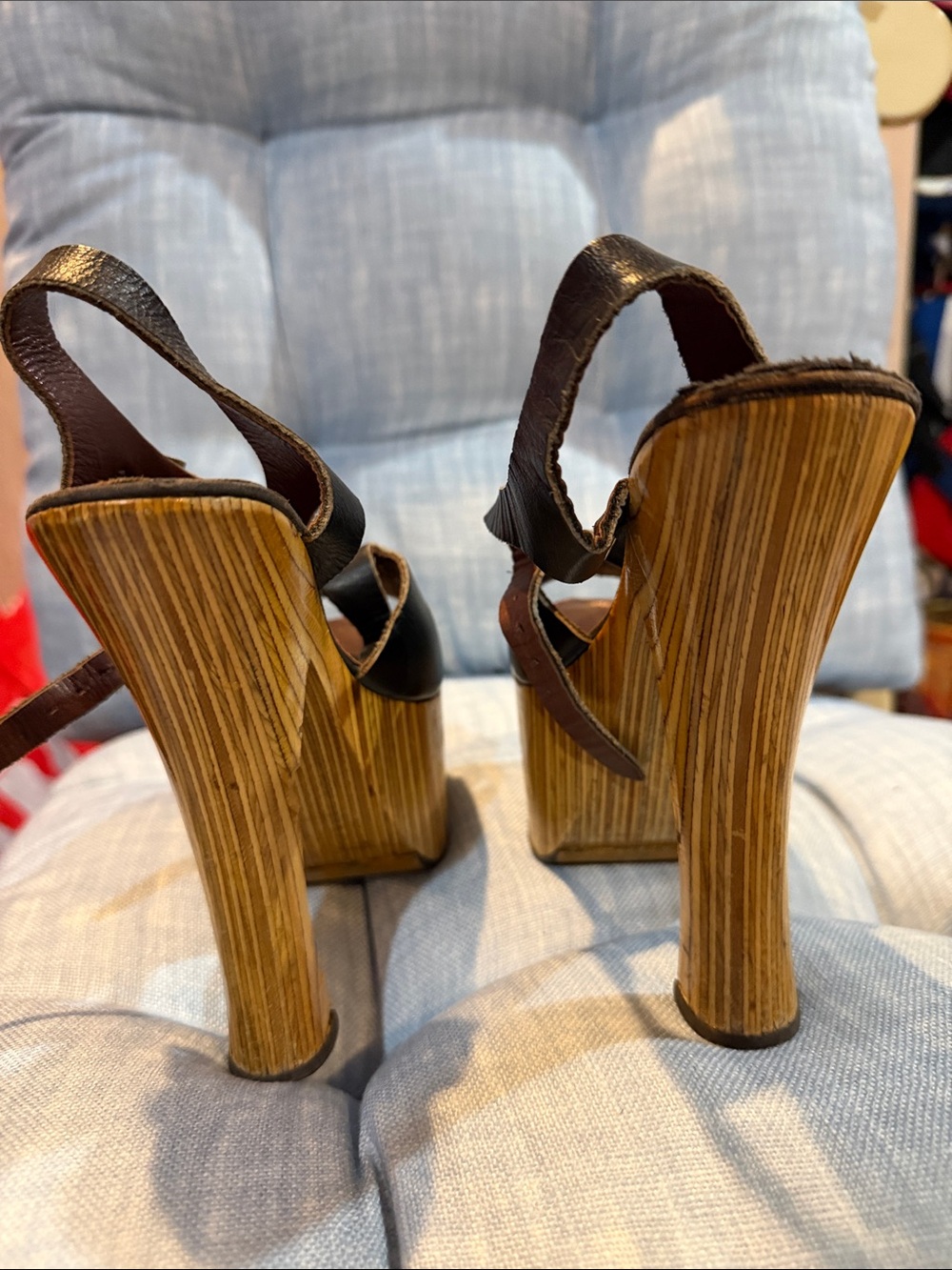 Source Unknown Black Leather Platform Sandals with Wood-Effect Heel - Picture 4 of 4